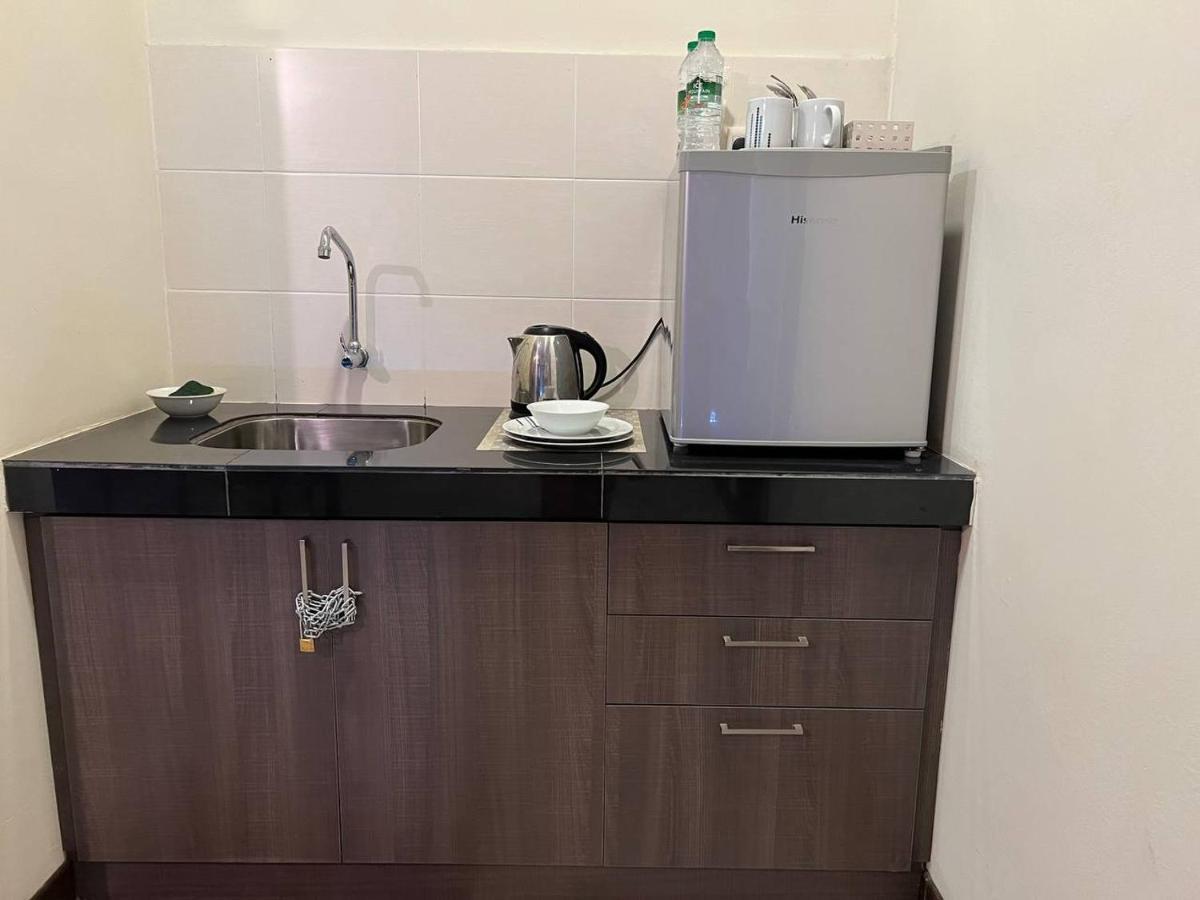 Homestay Melaka B Lagoon Studio Apartment Free Waterpark Tickets Kampong Bukit Beruang ภายนอก รูปภาพ